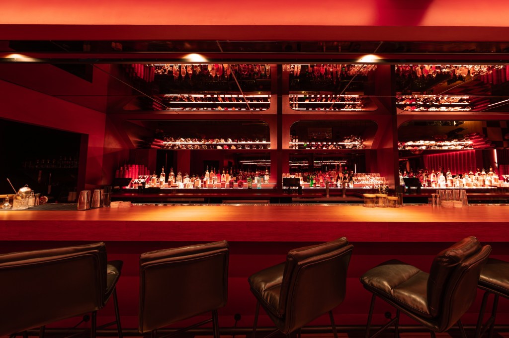 Boogies' classic bar