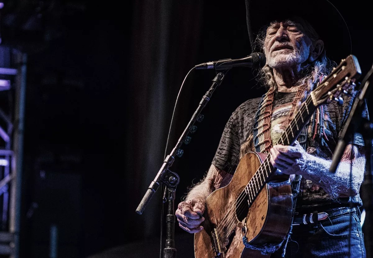 Willie Nelson’s Performances Are Beyond Reproach