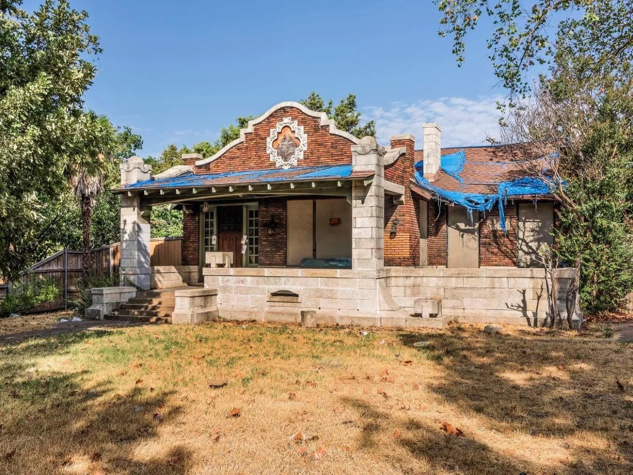 Preservationists Work to Save ‘House of the Future’ Built in 1912 From Caving In