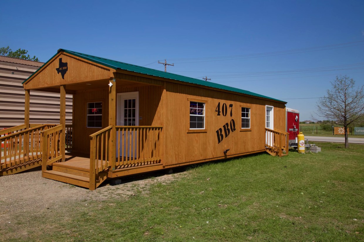A Bare-Bones Trailer In Argyle Is Turning Out Supremely Good Barbecue