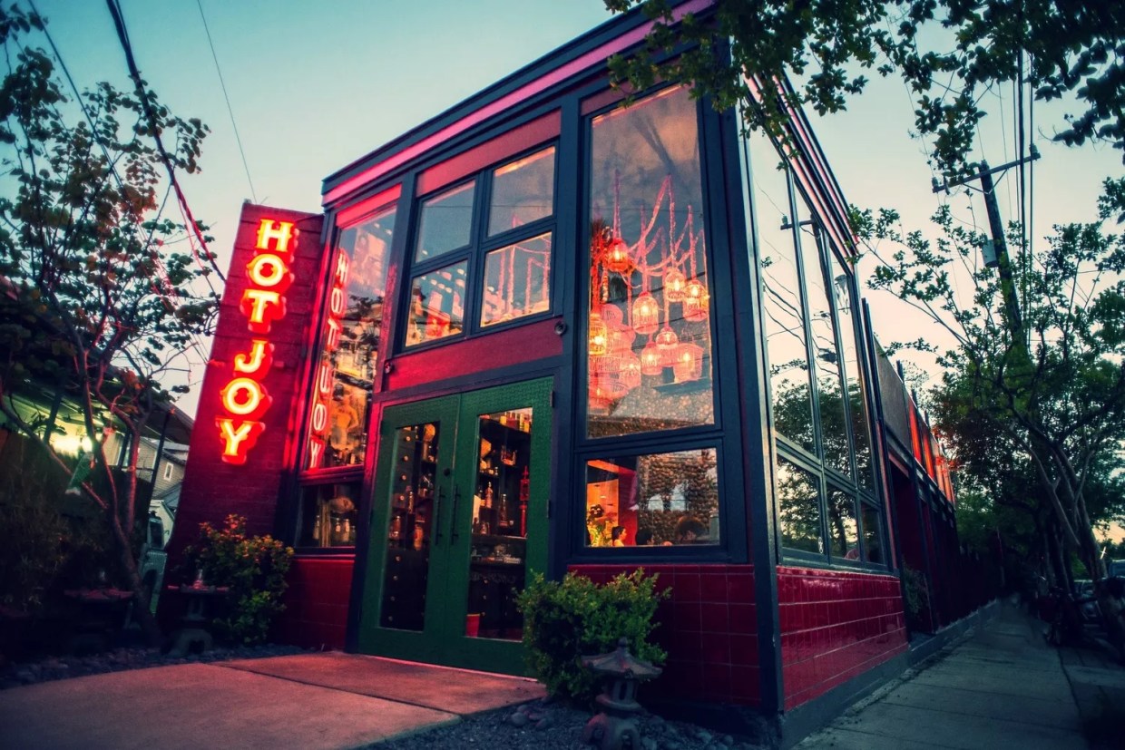 Food News: Hot Joy is Opening a Two-Year “Pop-Up” Restaurant and Knox-Henderson Gets Stellar