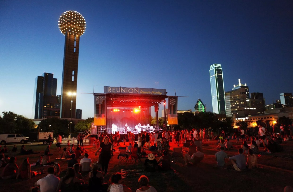 It’s Almost Summer, and That Means Reunion Lawn Parties Are Back