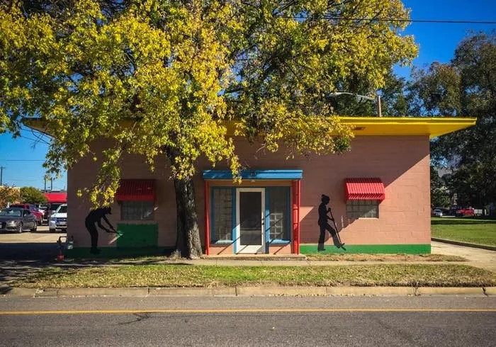 Spirit of Radio: KUZU Launches in Denton