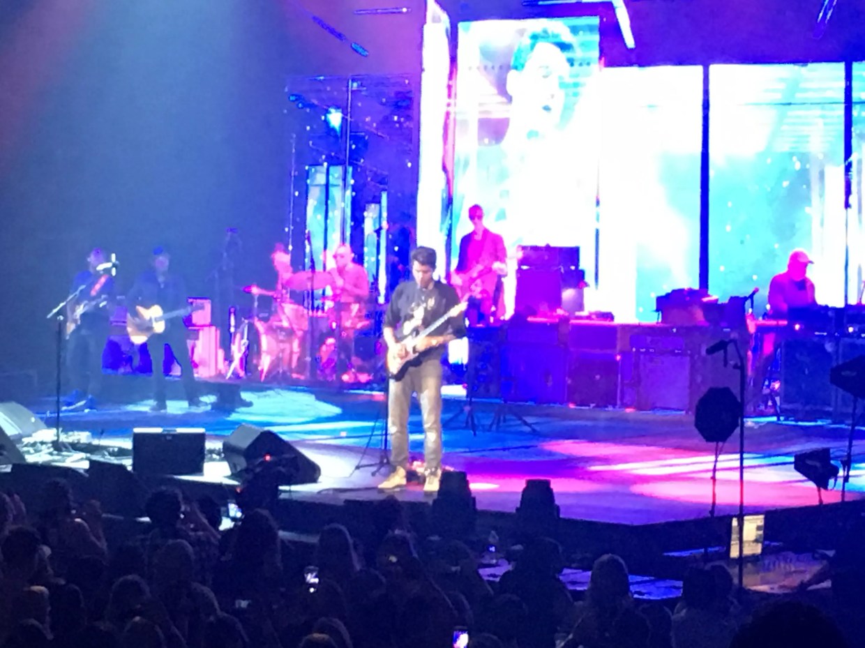 John Mayer’s Shows Are Meticulously Planned, Just Like His Reckless Lover-Boy Persona