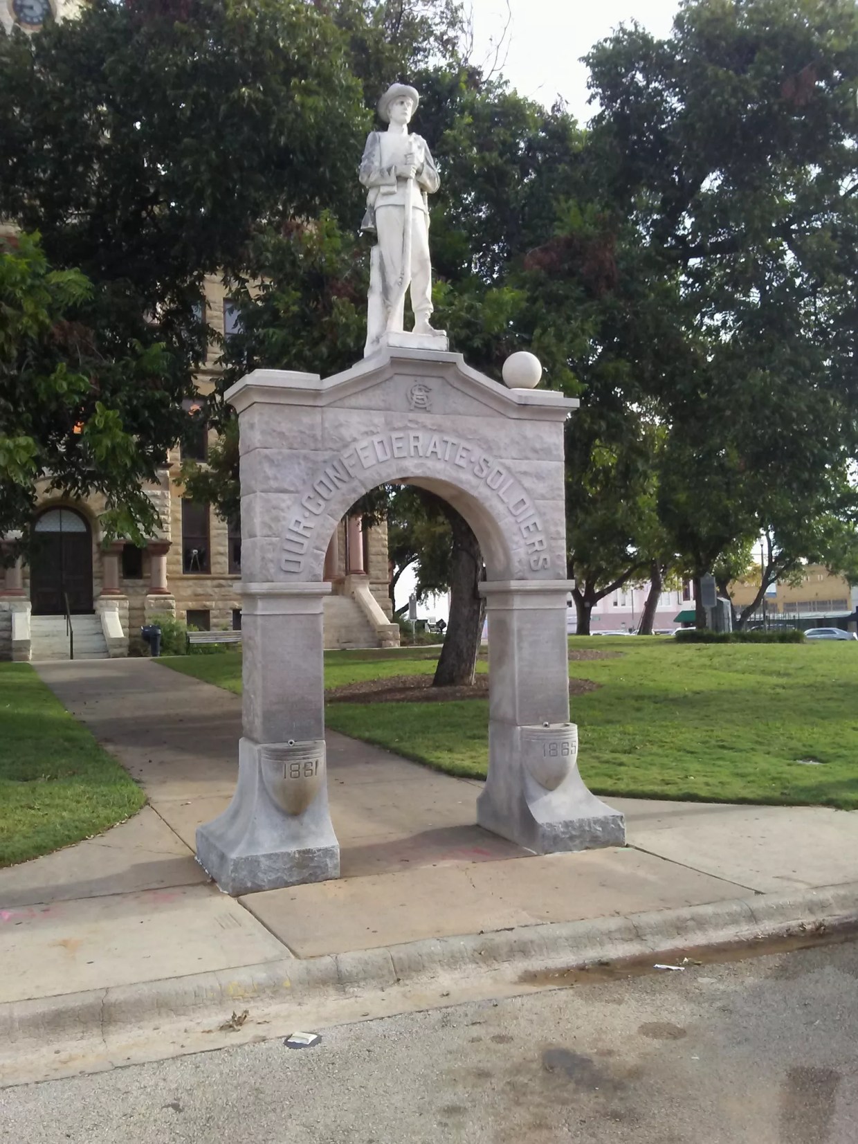 Turning 100, a Confederate Soldier Monument in Denton Faces an Uncertain Future
