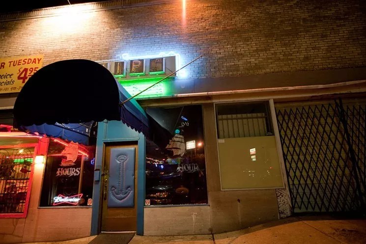 A Valentine’s Day Plan with Staying Power: Dark Bars, Fireball Speed Dating and Burning Photos