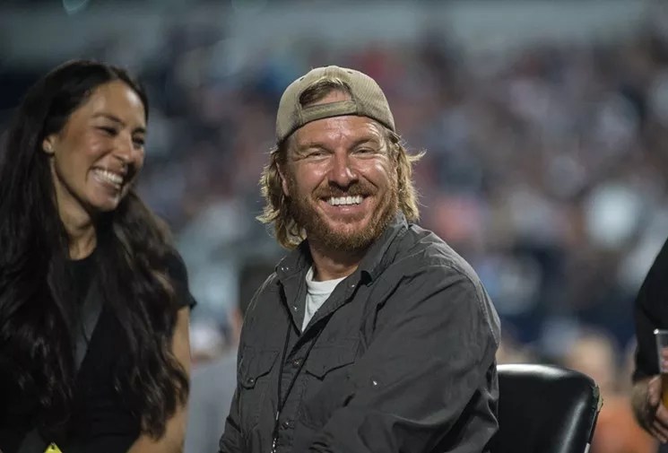 <i>Fixer Upper</i>‘s Joanna and Chip Gaines Are Expecting Their Fifth Child