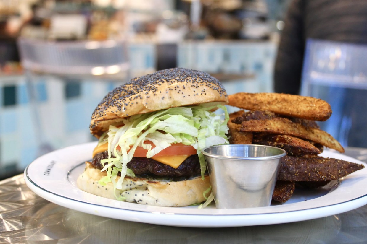 Dallas’ Best New Burger Is Made From Beef Aged and Ground In House — and It’s Only $10