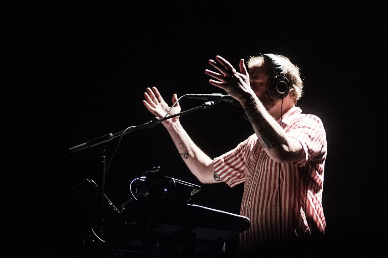 Bon Iver Gave Emotional Rock ‘n’ Roll Performance, But There Was Too Little of It