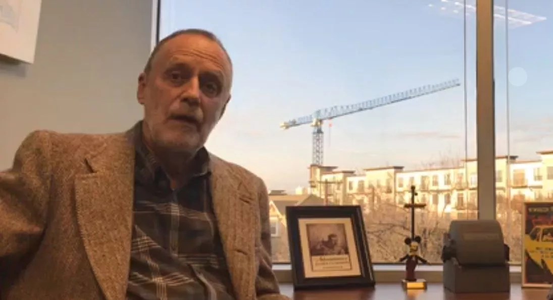 How to Keep the <i>Observer</i> at the Top (and Uncle Jim-Bob at the Bottom) of Your Facebook Feed