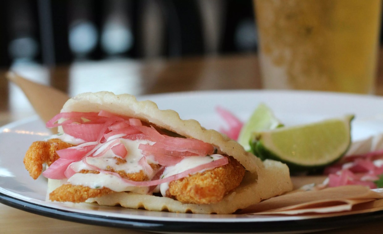 Po’Boys, Arepas and a Lobster Roll: The Best Seafood Sandwiches in Dallas