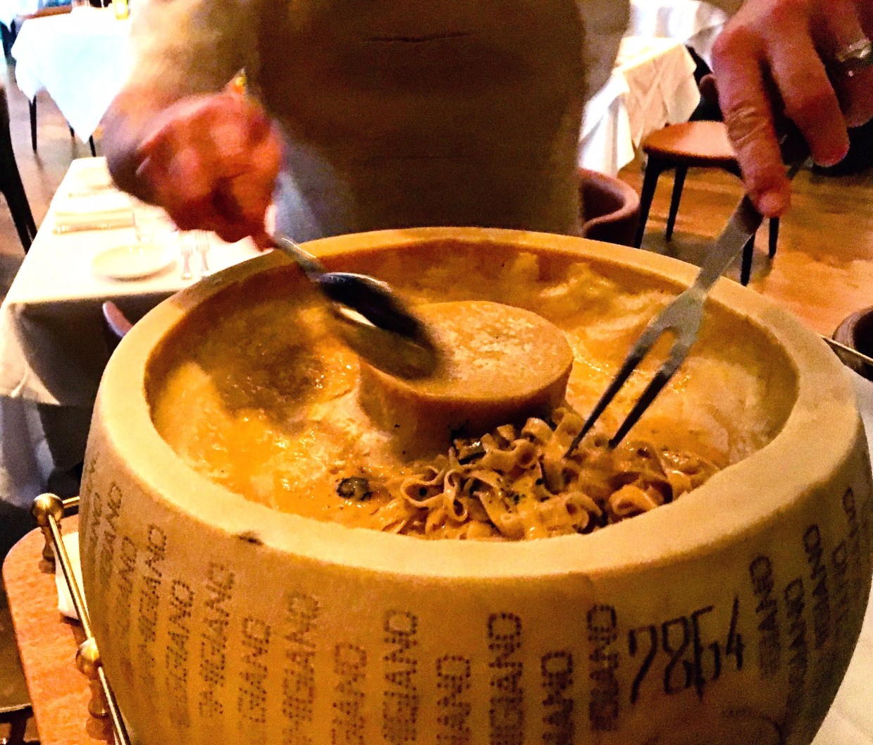 Da Mario Strives For Authentic Italian — With an Added Flare of Drama —&nbsp;at The Star