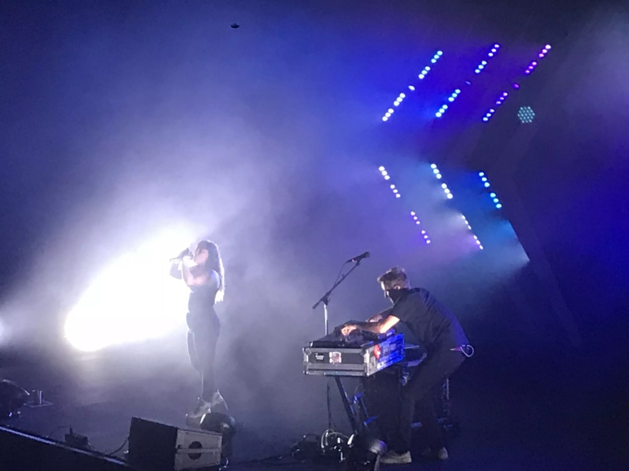 An Adoring Crowd Makes Dallas a Second Home for Sylvan Esso