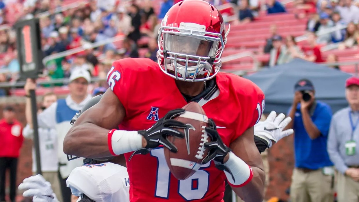 10 Names to Know Before the Cowboys Go on the NFL Draft Clock This Week