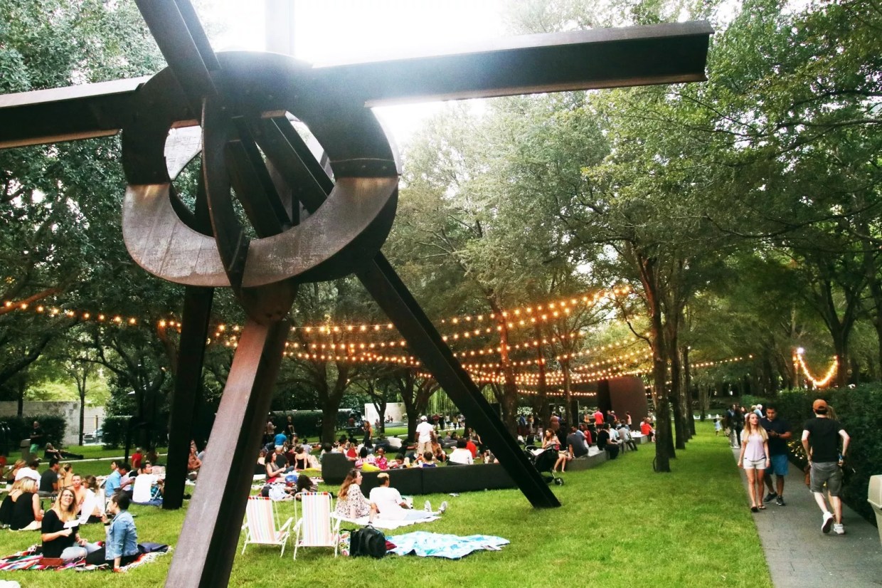 Nasher Sculpture Center Is Expanding ’til Midnight Shows to Year-‘Round, National Acts