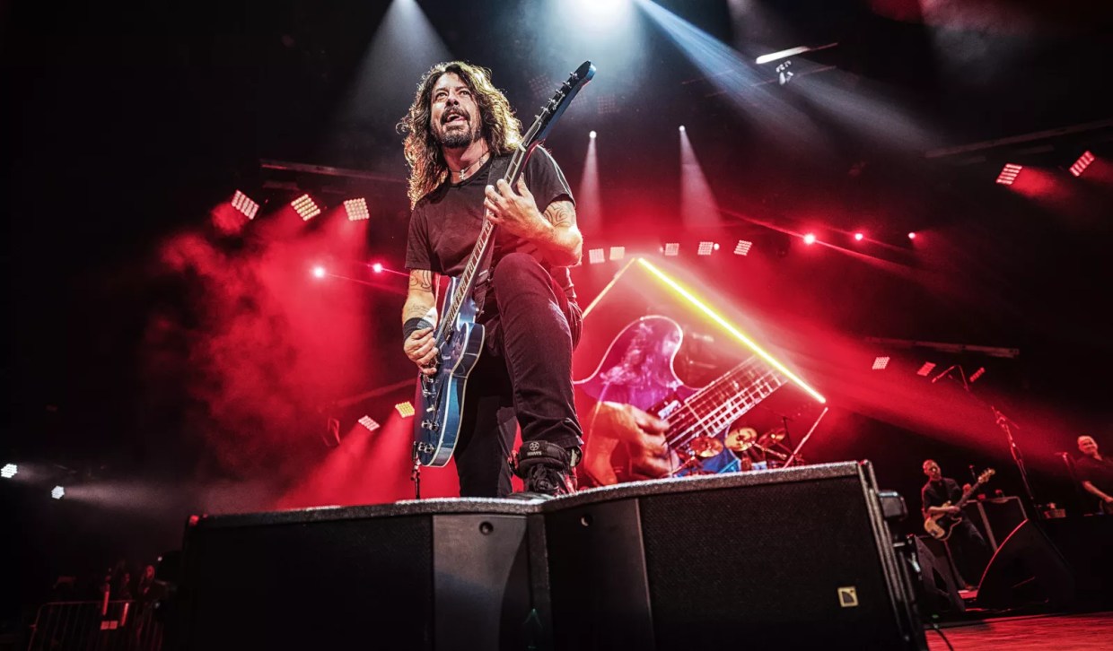 “Are You Ready?” Dave Grohl and the Foo Fighters Prove They Are, Again and Again