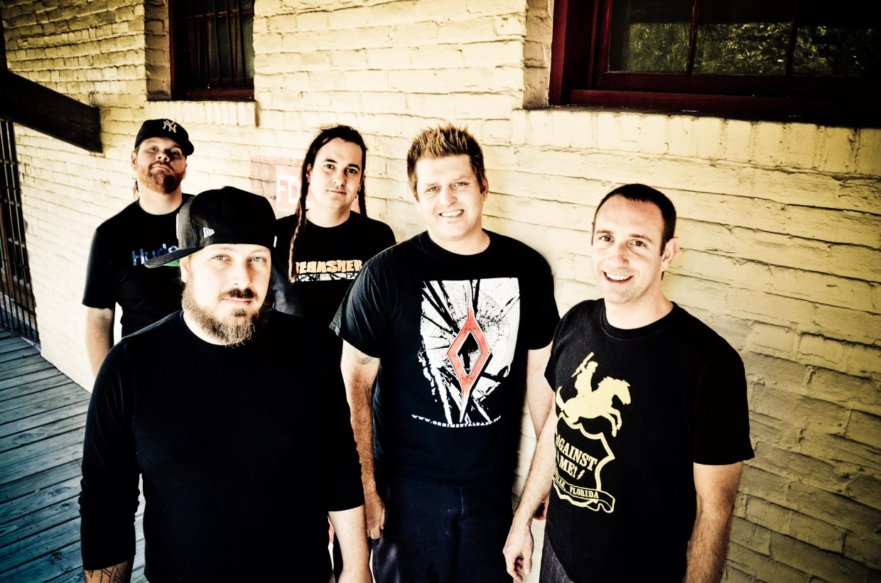Less Than Jake Are a Happy Bunch, Even When Facing Grumpy Drag Queens