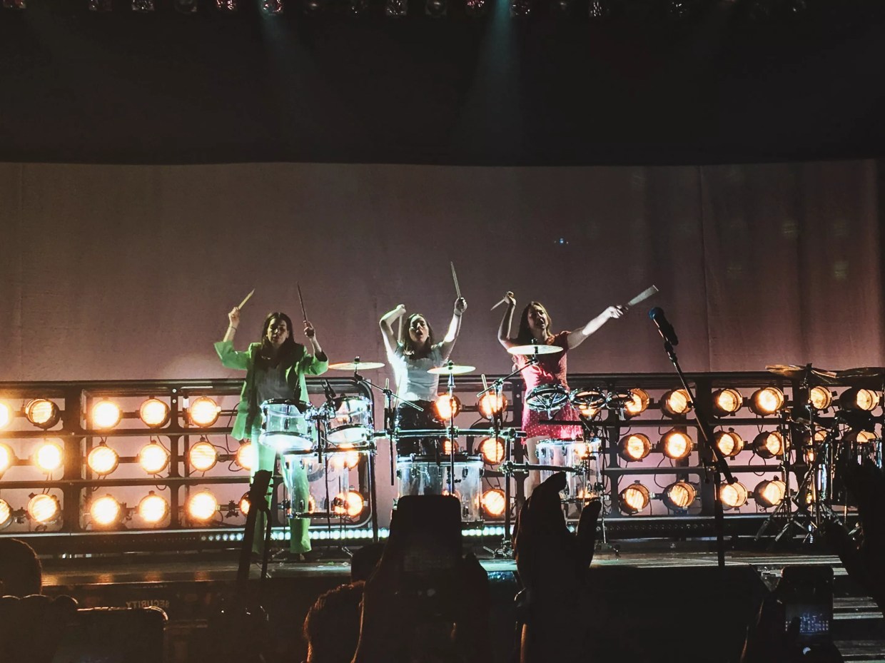 When Others Rely on Sex, Haim Relies on Talent — Which The Trio Proved at South Side Ballroom