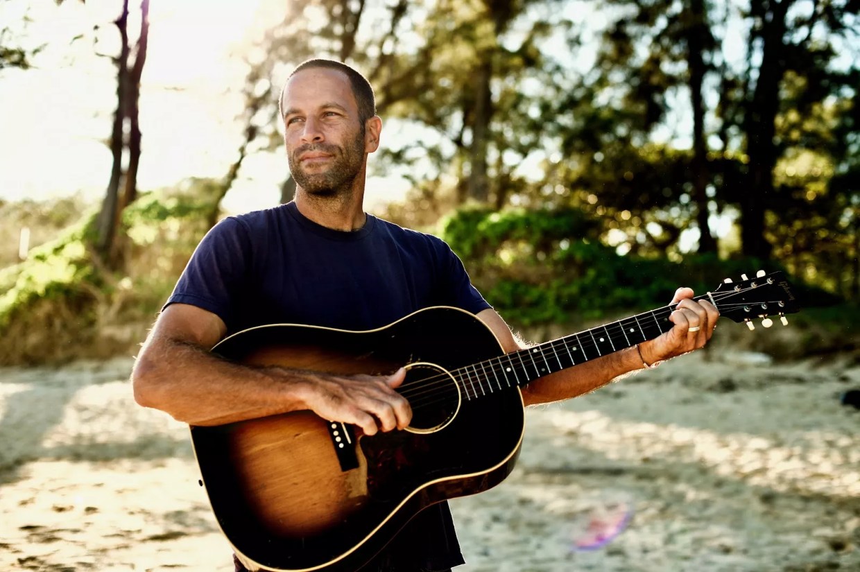 Jack Johnson Was Laid-Back and Playing for the Kids Friday Night
