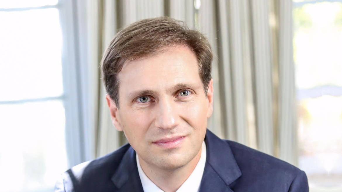 Texas Democratic AG Candidate Tweaks GOP With Gerrymandered Pub Crawl