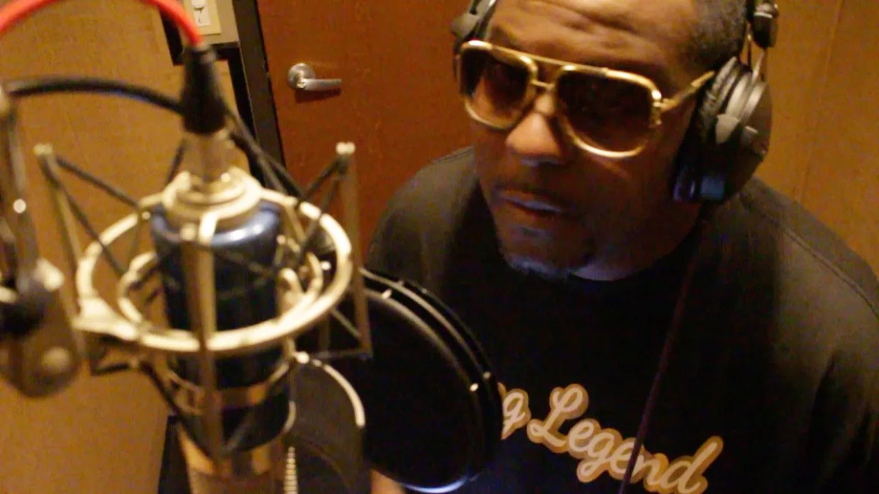 When Two Makes <i>III</i>: Rapper Joe Mayberry and War Founder Team Up