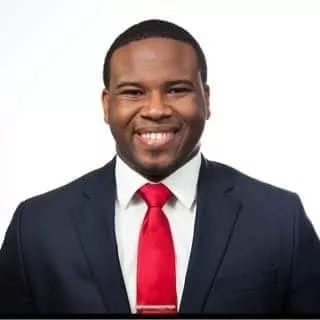 Man Shot, Killed by Off-Duty Dallas Cop Who Walked Into the Wrong Apartment