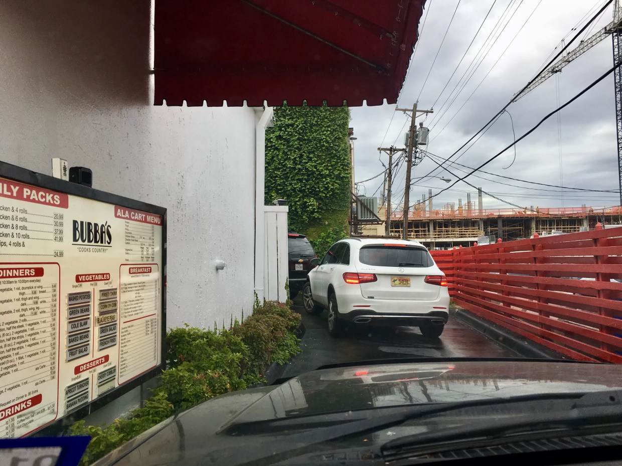 Please Pull Around: Dallas’ Best Old-School Drive-Thrus (and Drive-Ins)