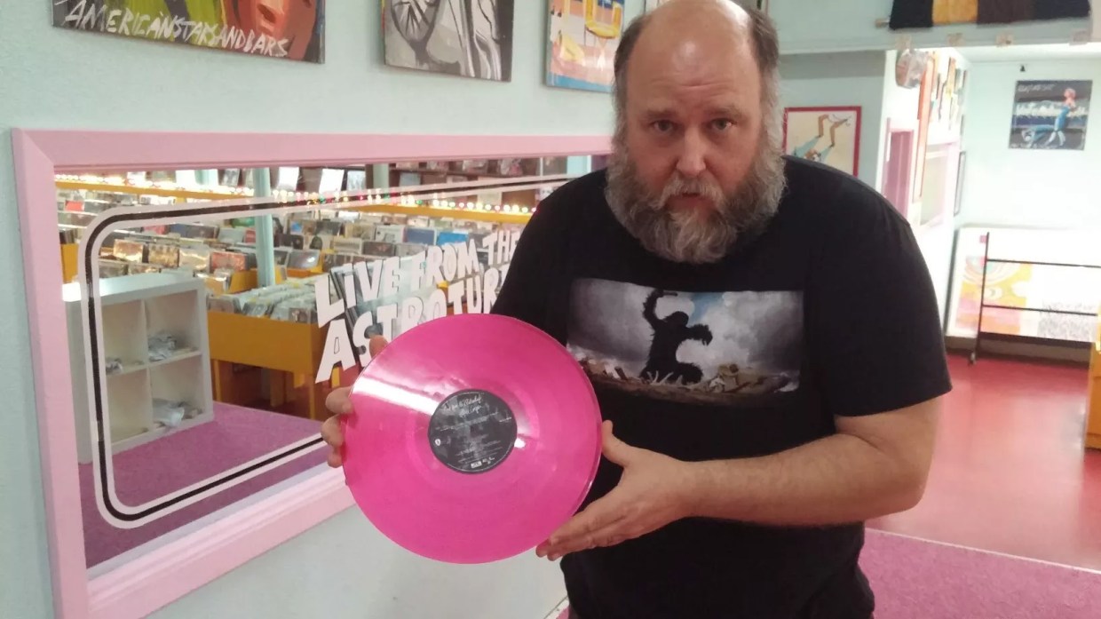 Celebrate Alice Cooper’s Reuniting Three Years Ago in Dallas With a 12-Inch Vinyl