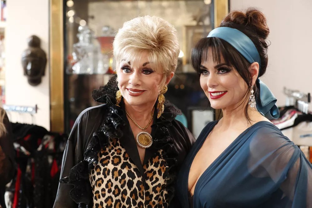 Dee Simmons, aka Mama Dee, Is the Breakout Star of <i>The Real Housewives of Dallas</i>