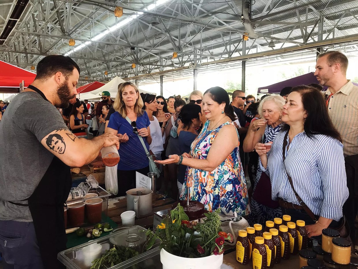 This Weekend in Dallas: A Downtown Party Bus and a Beer and Cake Pairing