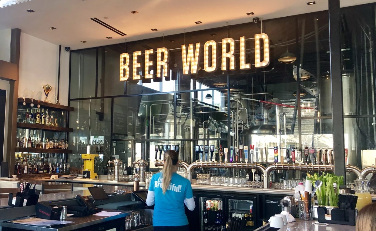 This Weekend In Dallas: A Crepe and Wine Pop-Up and Super Bowl Sunday Parties