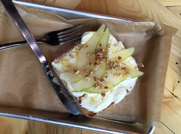 Dallas Restaurants Make a Beeline for Fort Worth’s Crockett Row at West 7th