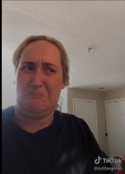 Dallas’ Brittany Tomlinson’s Kombucha Reaction TikTok Is Twitter’s Latest Meme