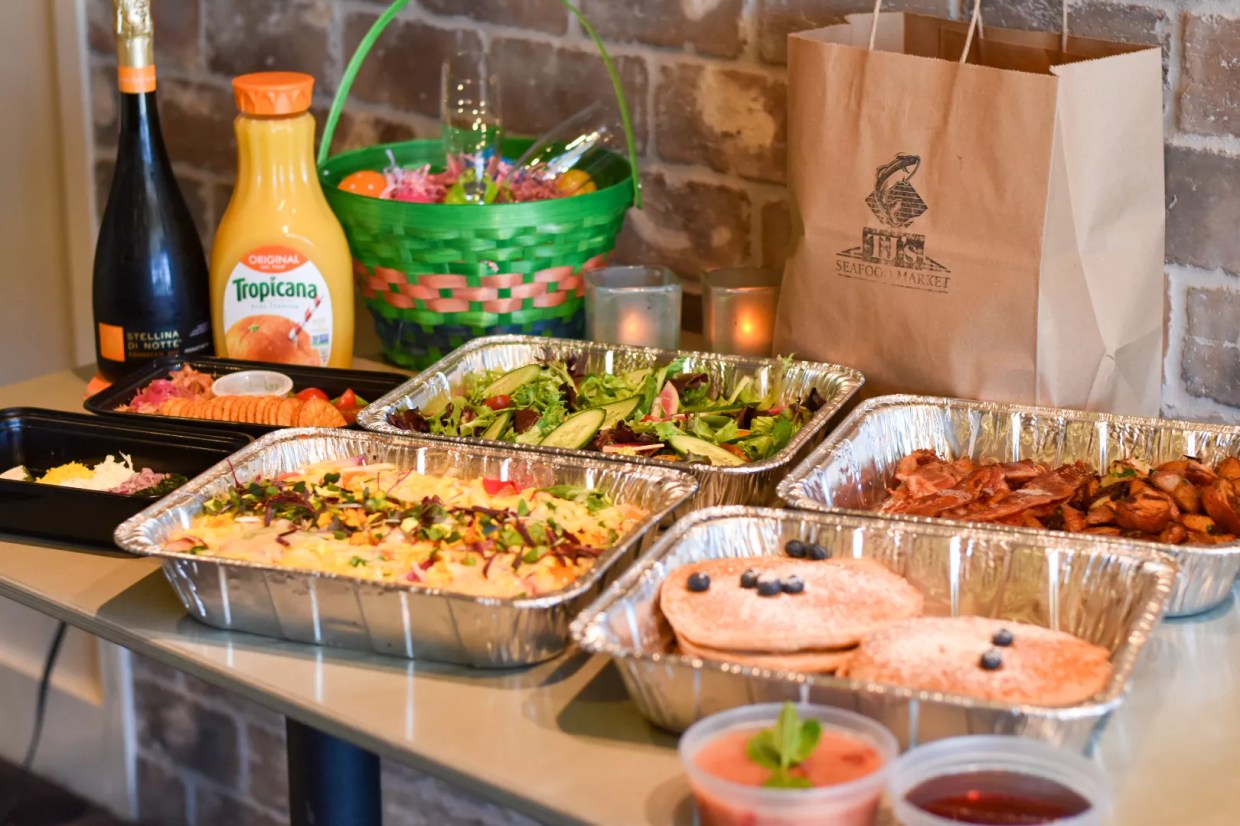 Buttress Your Budget with Takeout Saving Tips While You Support Dallas Restaurants