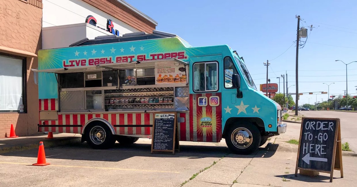 8 Years After Launching a Food Truck, Easy Slider Is On-Wheels-Only in the Crisis