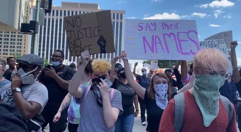 Dallas Activists on How to Plan, Prepare for and Behave at a Protest