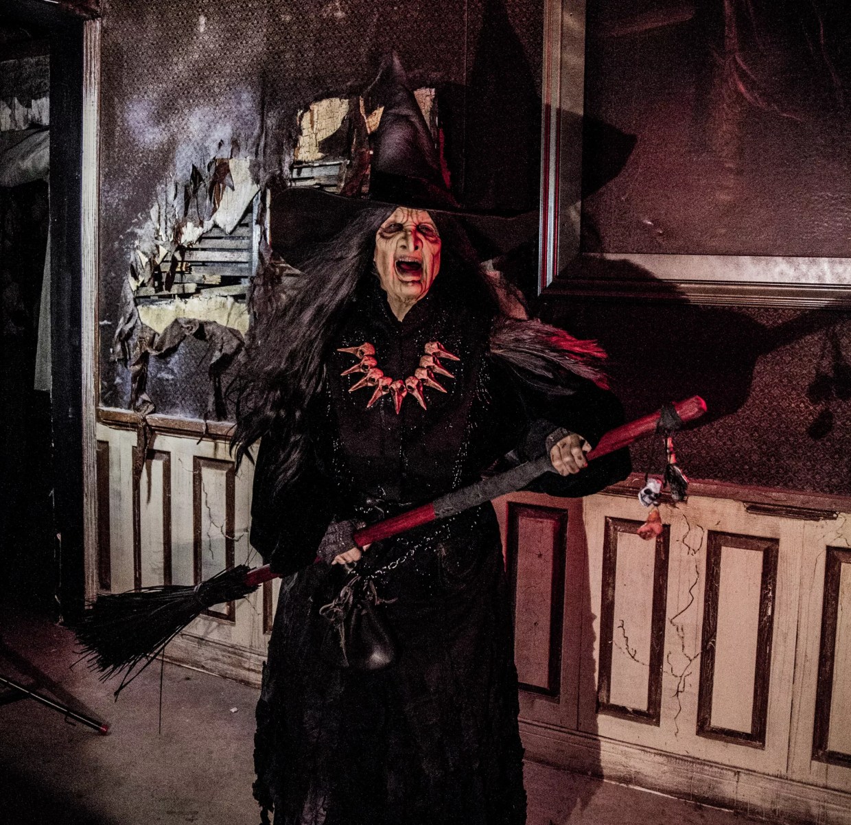 Haunted Houses Are Scared of Guests