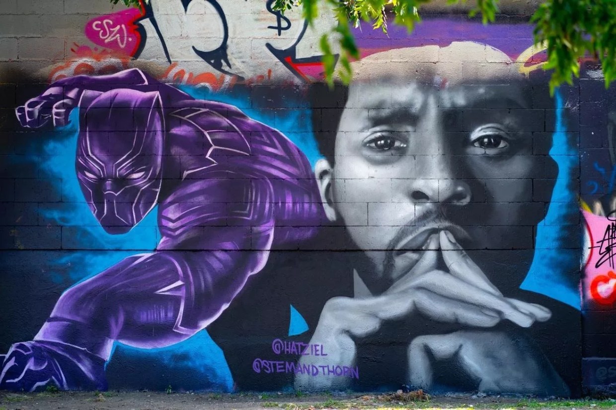 Dallas Artists Memorialize Late Actor Chadwick Boseman With a Mural