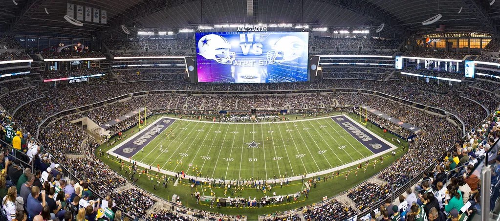Dallas Cowboys Home Game Could Lead to Surge in Coronavirus Cases, Health Experts Warn