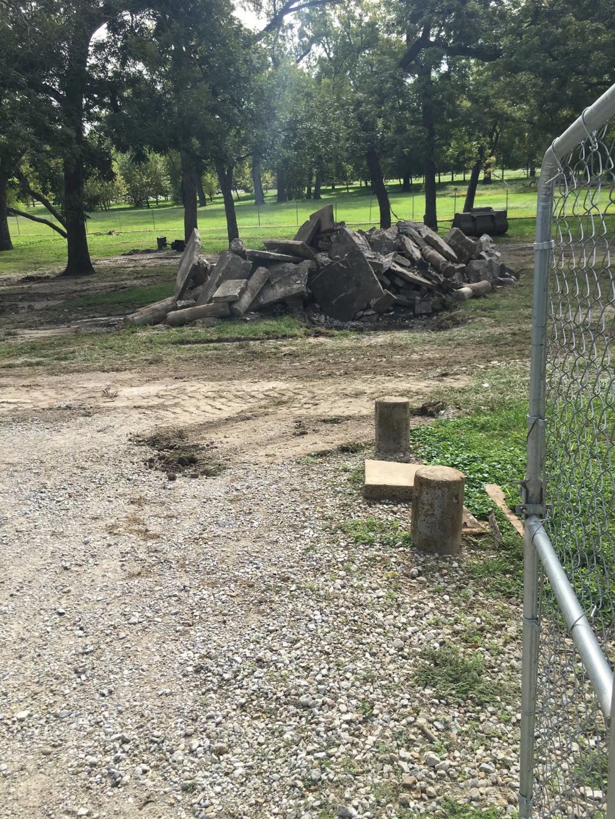 White Rock Lake Stone Tables Torn Down, Set for Renovation