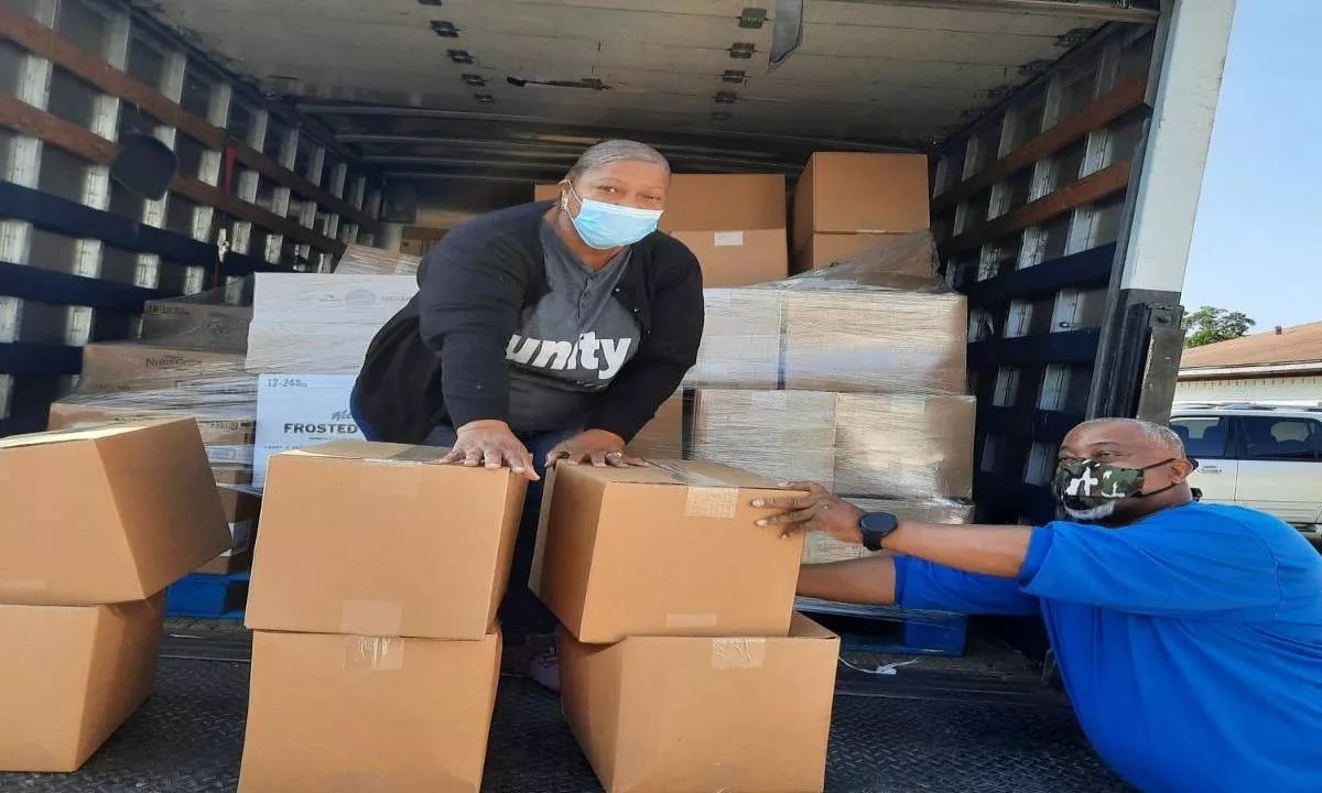 Dallas City Council Debates, Approves Funding to Get Food Boxes to Residents