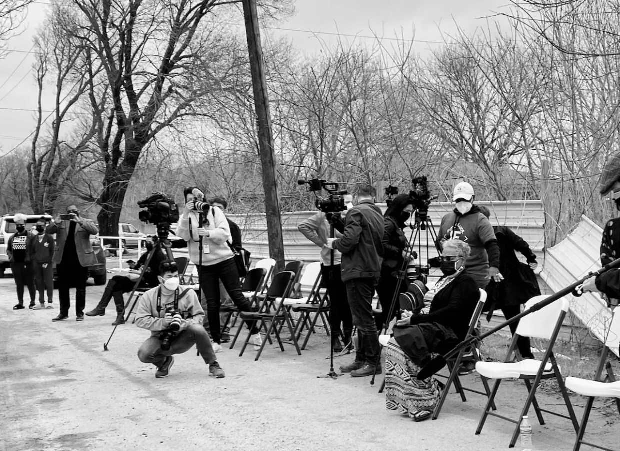 In Dallas’ Floral Farms, Residents Feel Under Attack