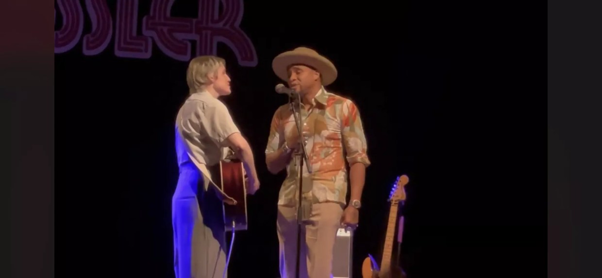 Watch Sarah Jaffe and Keite Young’s Sweet Duet With ‘Clementine’