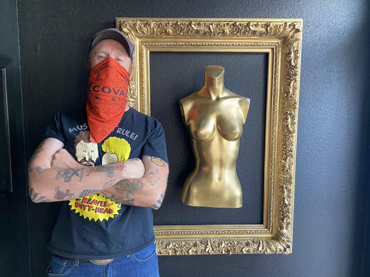 Denton Has a New, Sorta Secret Music Venue With Gold Room