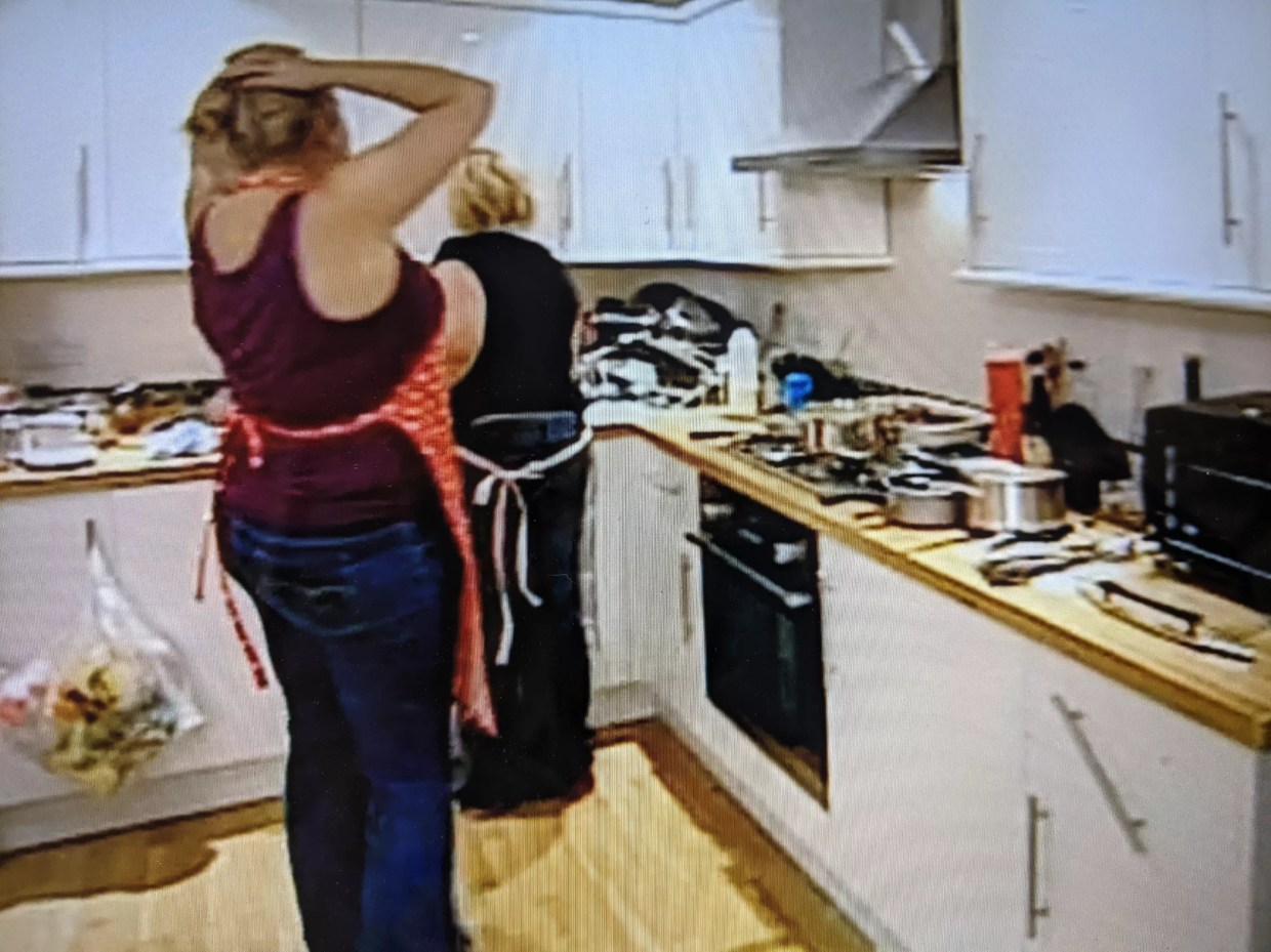 Think You Could Start a Restaurant? Binge Watch This Delightful, Forgotten Cooking Show