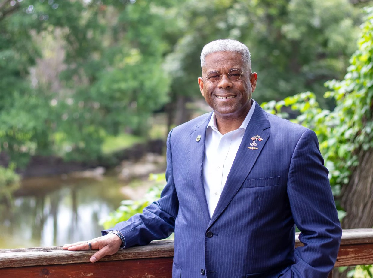 In Bid for Governor’s Mansion, Allen West Will Have to Win Over the Texas GOP