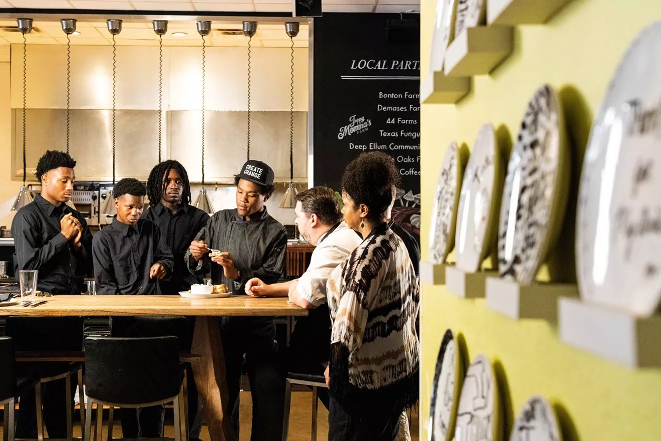 cafe momentum employs Dallas area youth at their restaurant in downtown.