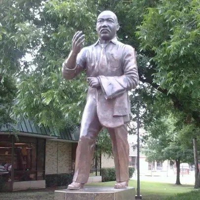 mlk statue martin luther king jr. fair park dallas