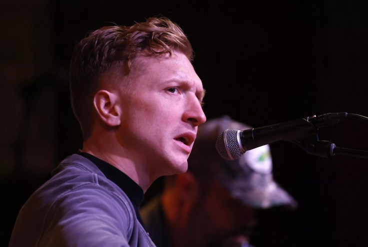 Tyler Childers performing