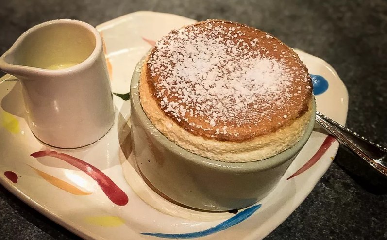 Rise souffle's grand marnier souffle